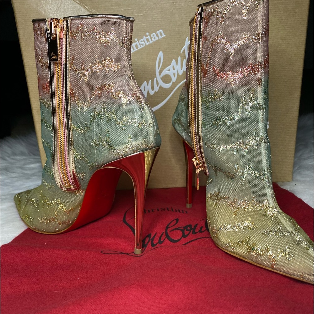 Authentic Christian Louboutin‘s